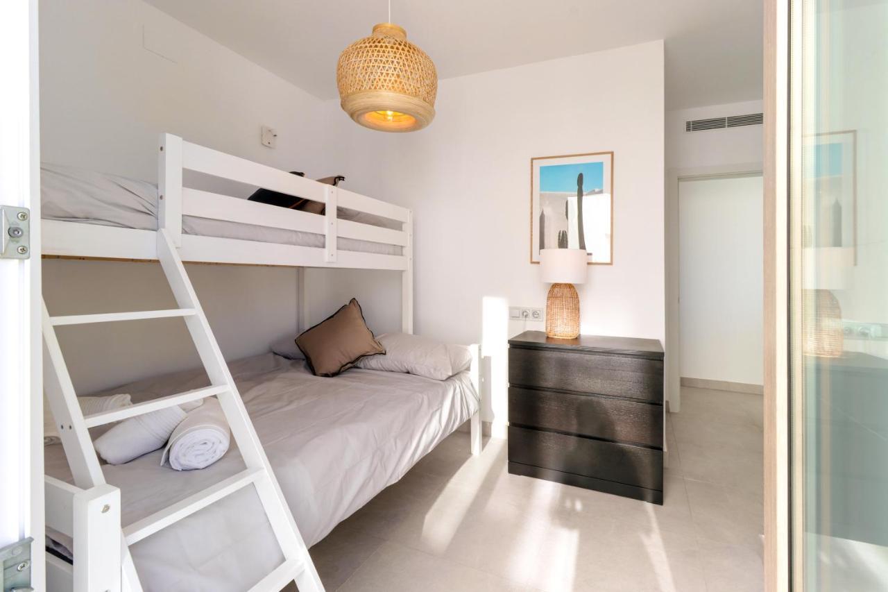 Bayview Hills, Luxury 2 Bedroom Apartment Малага Екстериор снимка