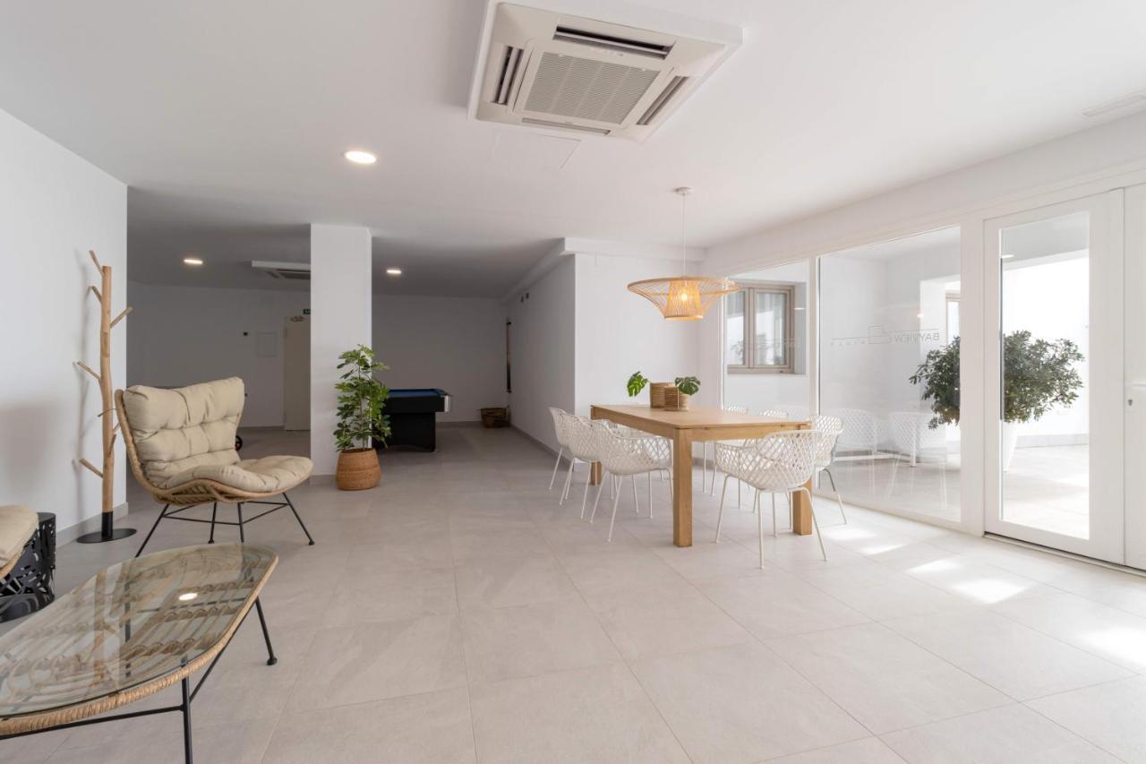 Bayview Hills, Luxury 2 Bedroom Apartment Малага Екстериор снимка