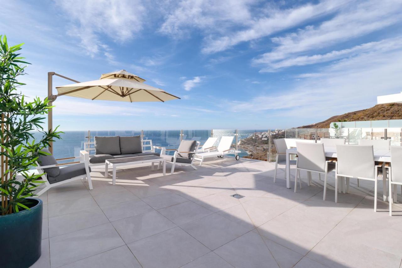 Bayview Hills, Luxury 2 Bedroom Apartment Малага Екстериор снимка
