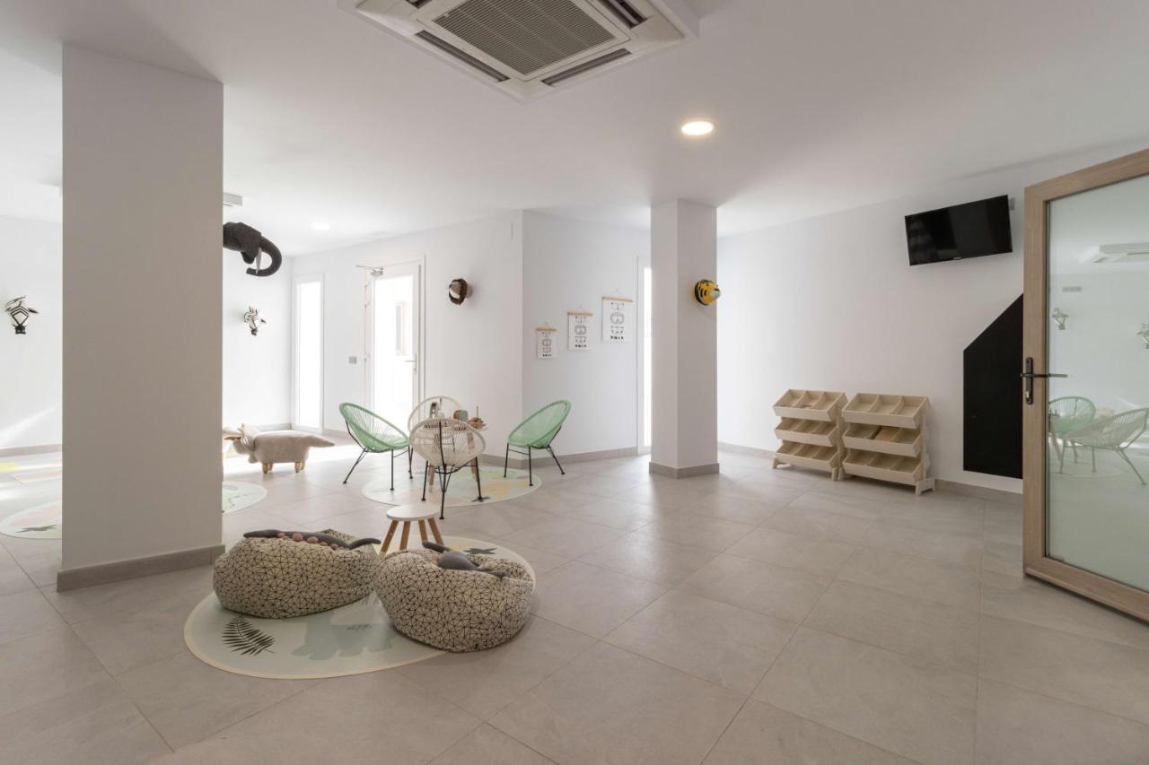 Bayview Hills, Luxury 2 Bedroom Apartment Малага Екстериор снимка